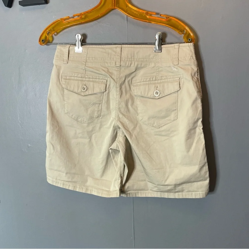 Eddie‎ Bauer Women's Khaki Cotton Shorts 8
